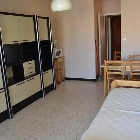 Apartamento Pour 2 Pers. Proche - Cap D'agde - Fr-1-880-18